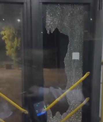 הנהג דרש לקפל את הקורקינט והותקף באבנים