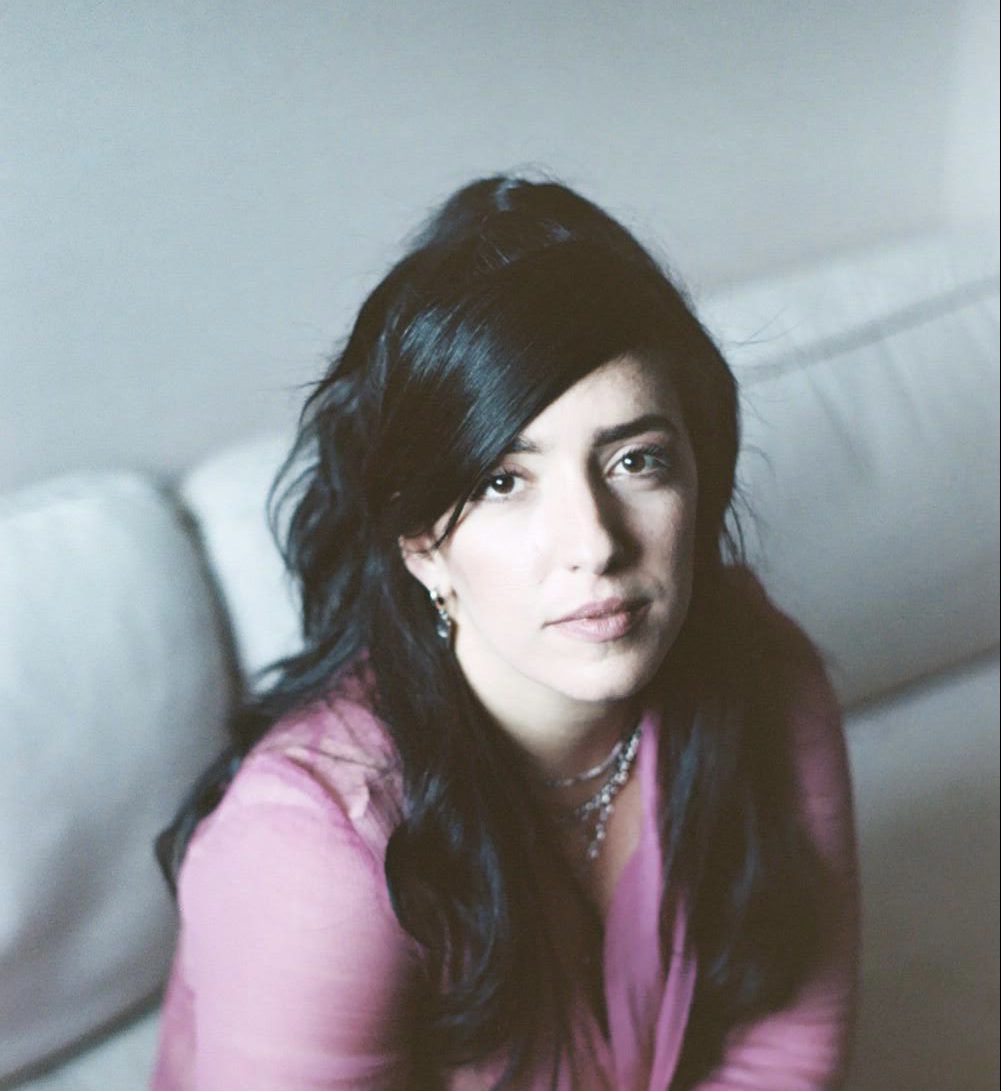 "אין לי יום אין לי לילה": הזמרת הסרוגה בשיר חדש