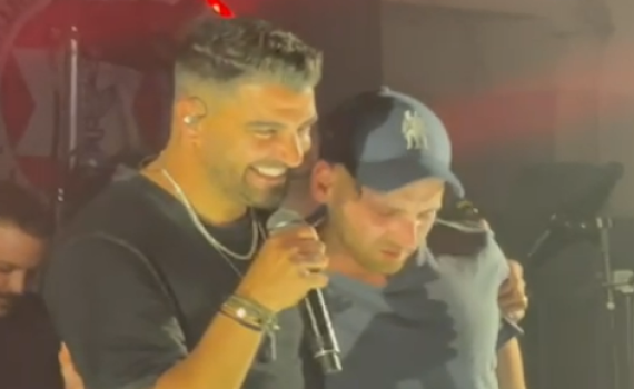 "גיבור של אמא": הלוחם שנפצע שר עם משה פרץ