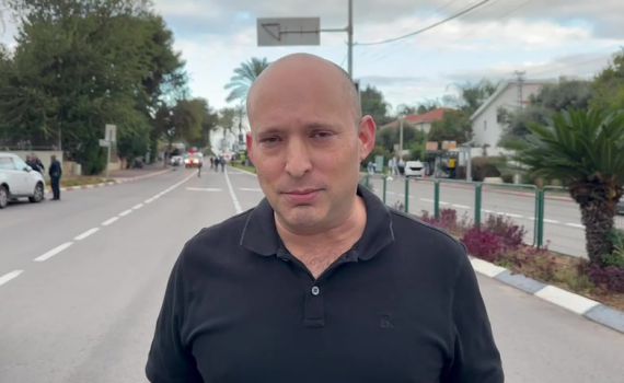 בנט בזירת הפיגוע: המלחמה בטרור דורשת סבלנות