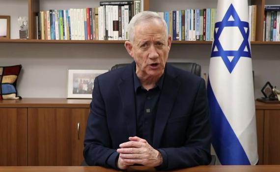 גנץ: הכנס פגע במאמצים להחזיר את החטופים