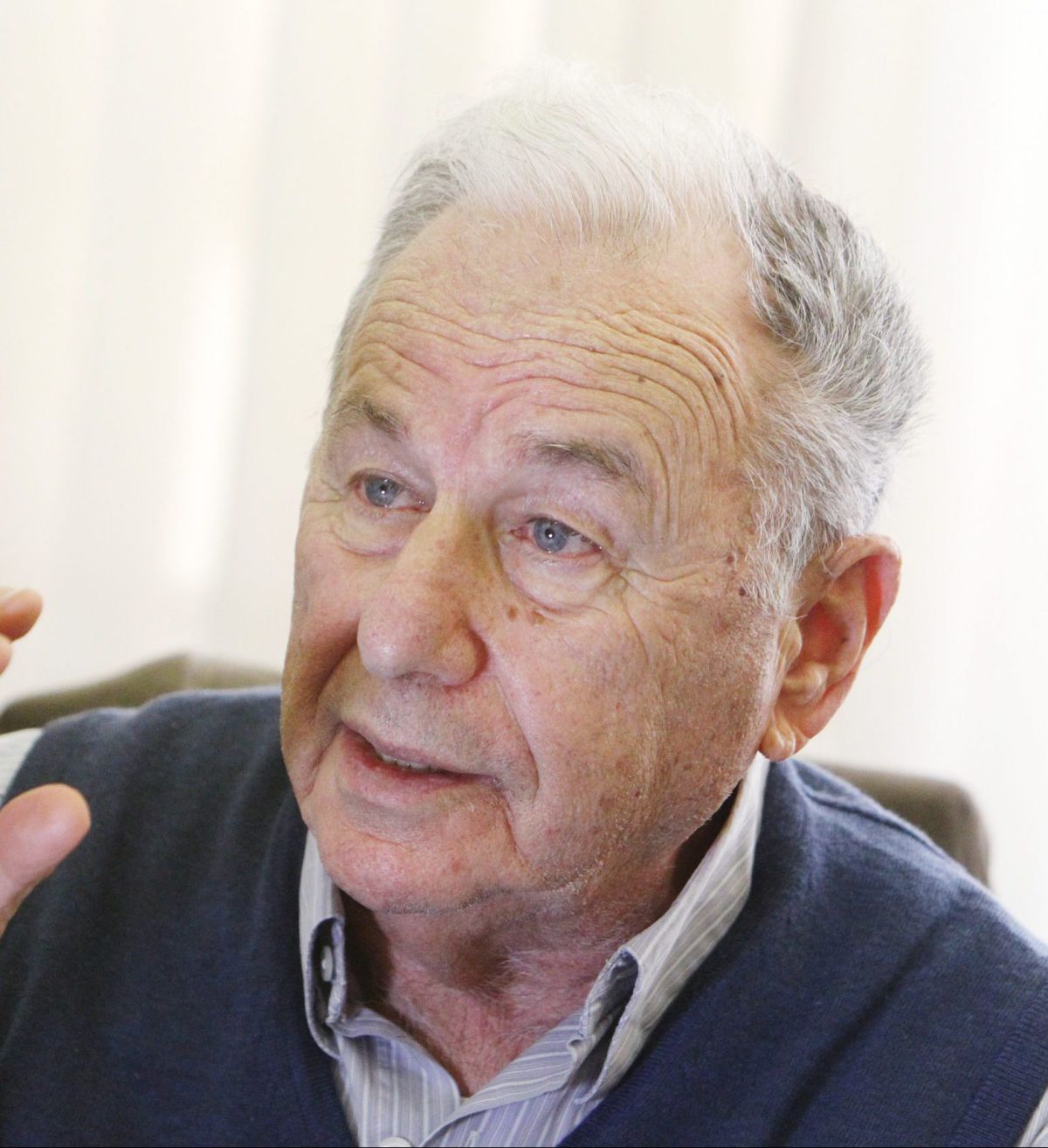 ברוך דיין האמת: אמנון רובינשטיין הלך לעולמו