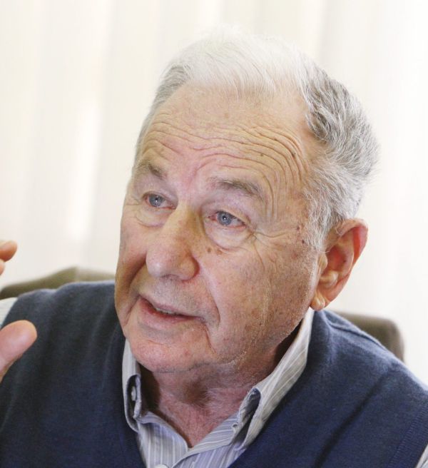 ברוך דיין האמת: אמנון רובינשטיין הלך לעולמו