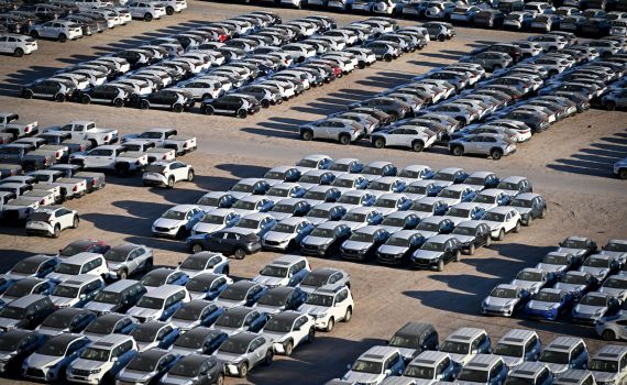 רגב וברקת ימליצו: מהלך דרמטי להורדת מחירי הרכב הפרטי