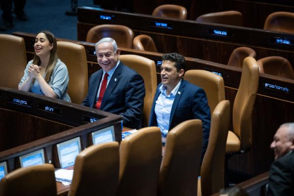 חוזר לכנסת: השר מהליכוד מתפטר מתפקידו