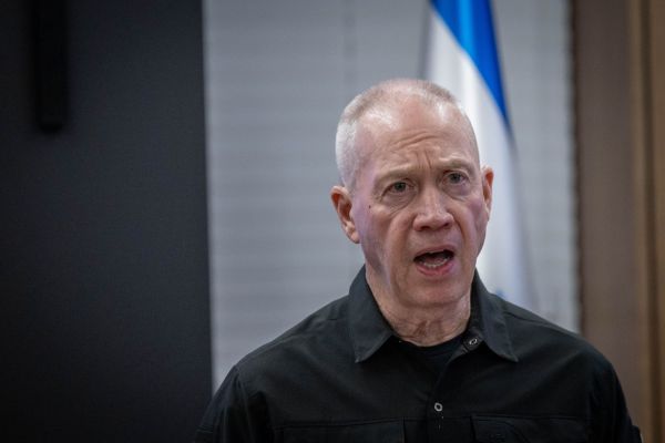 בממשלה תוקפים את תכנית גלנט: "כאילו לא קרה כלום"