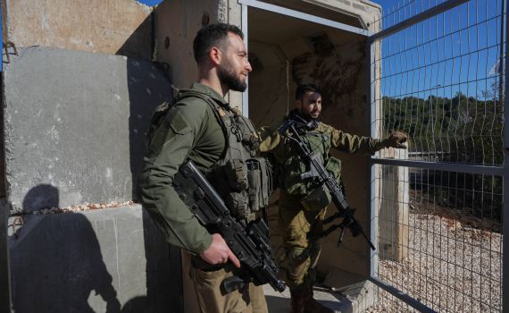 פיגוע דקירה סמוך לתקוע: בן 14 ניסה לדקור חיילים