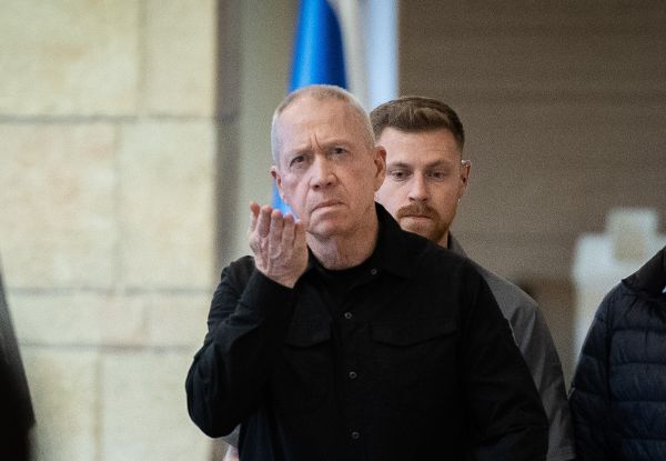 הגנון נמשך: גלנט נטש את ישיבת קבינט המלחמה