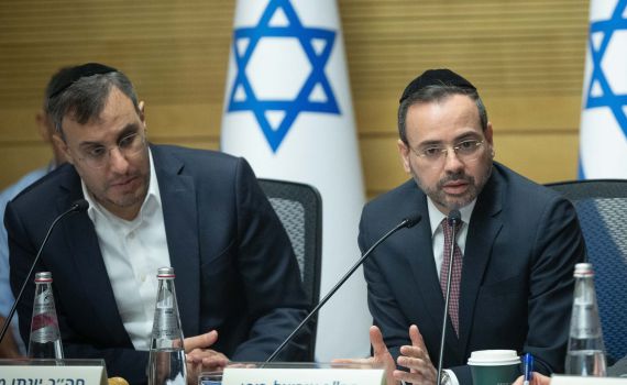 באופן חריג: נציג ש"ס נעדר מניהול הוועדה שלו בכנסת