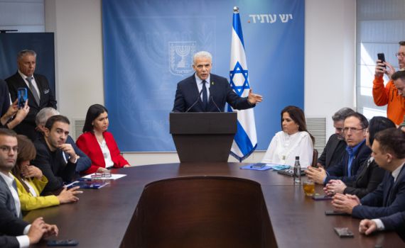 ומי שר החינוך? זו הממשלה החלופית של יש עתיד