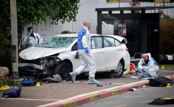 ביה"ח בלינסון: שני פצועים מהפיגוע עדיין מאושפזים