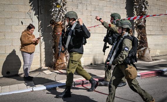 לוחמי מג"ב פשטו על ביתו של המחבל מהפיגוע בחיפה