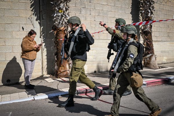 לוחמי מג"ב פשטו על ביתו של המחבל מהפיגוע בחיפה