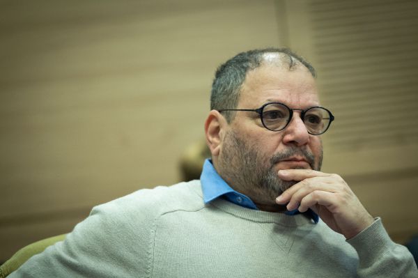 אושרה בקשת ההדחה של עופר כסיף; מה השלב הבא?