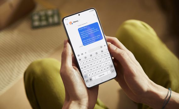 בדרך לחנויות: סמסונג חשפה את הגלקסי S24