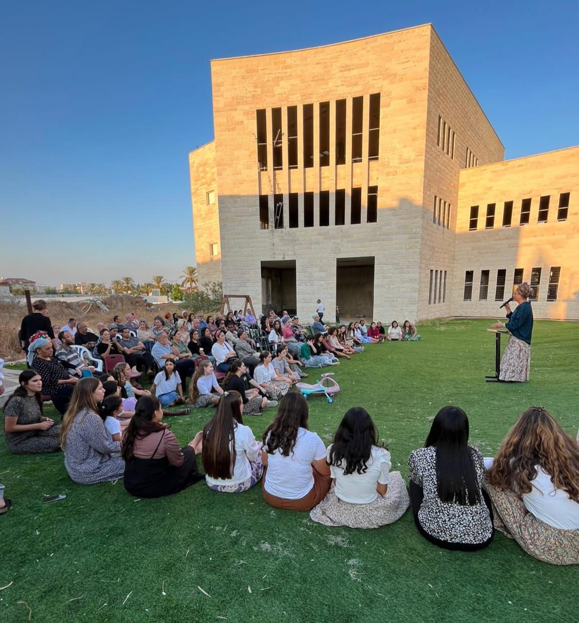 מחדל: המדרשה בשדרות בלי קורת גג מה-7.10