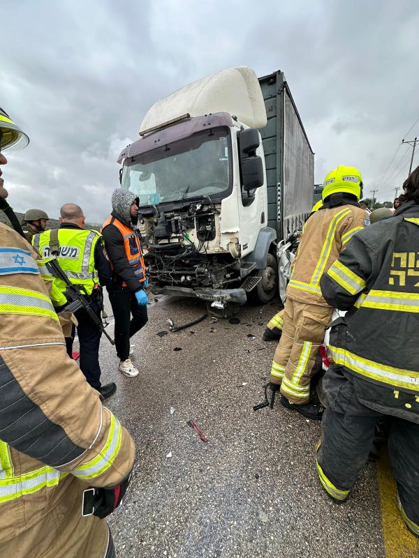 תאונות קשות בנגב ובשומרון, נהג נהרג בכביש 6