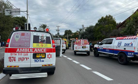 צעיר נפל מגובה באזור ירושלים: מצבו קשה
