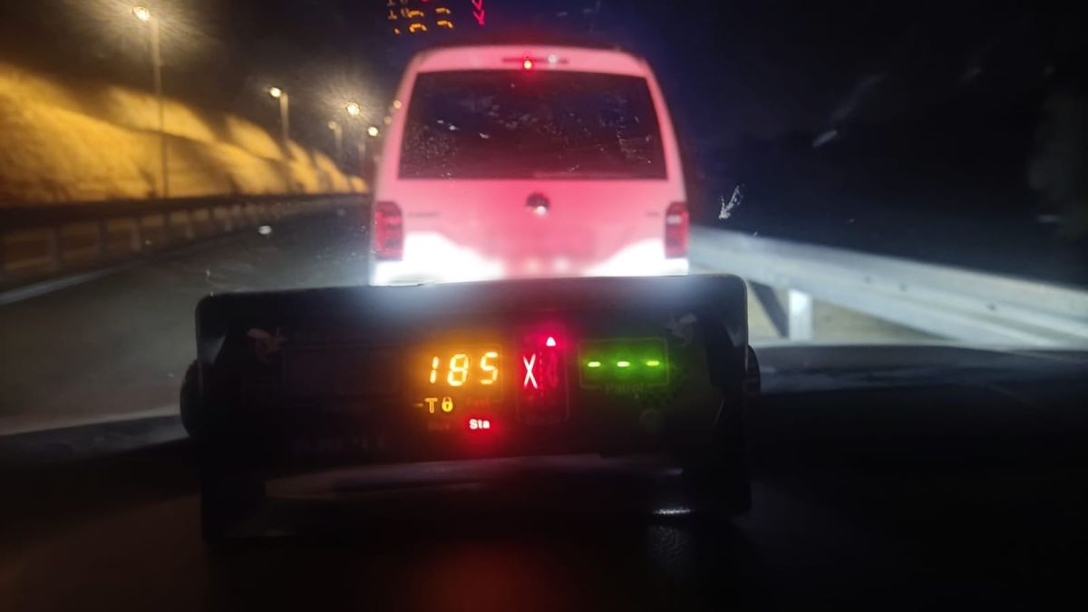 כפול מהמותר: ערבי נעצר לאחר שנהג במהירות של 185 קמ"ש