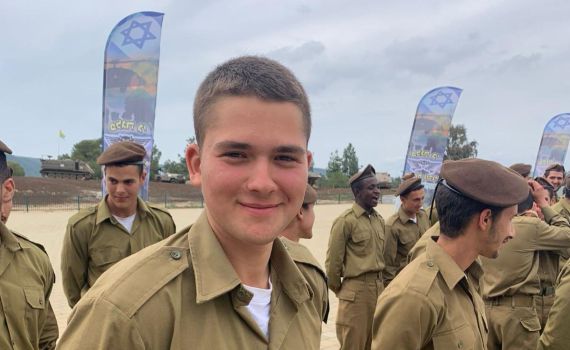 "סיפורי מלחמות": אלי חולי בשיר חדש לזכרו של ראם מאיר ז"ל