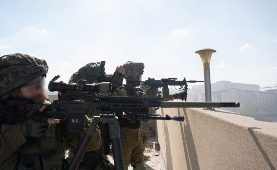 עזה: נחשף מפעל לייצור רקטות בבניין הומניטרי