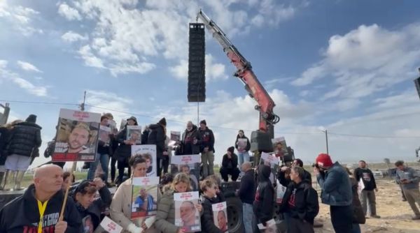 משפחות החטופים מול חאן יונס: ״תחזיקו מעמד!״