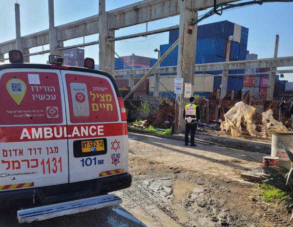 תאונת עבודה קטלנית: פועל נהרג במפעל בחיפה