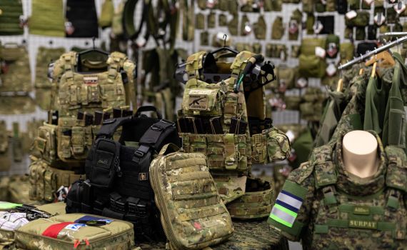 אישום: רימה חיילים ולקח את כספם מבלי לספק ציוד