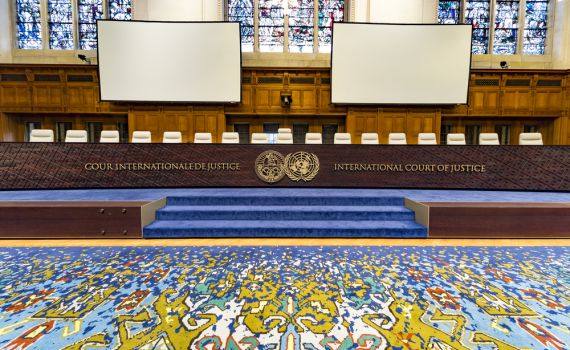 אוגנדה נגד שופטת המדינה בהאג: "לא מייצגת אותנו"