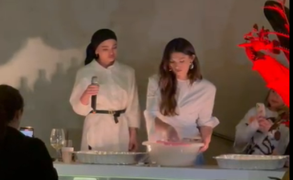 למען השבת החטופים: הזמרת קיימה הפרשת חלה