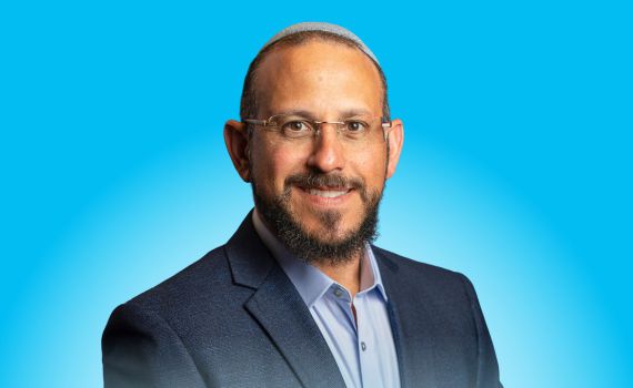 סקר דרמטי בהר חברון: אודס פותח פער על אזולאי