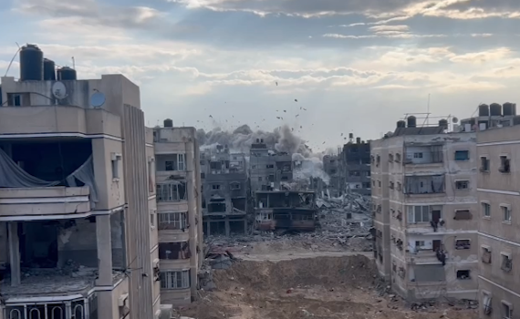 פשיטה אדומה: הצנחנים ממשיכים לכתוש את חאן יונס