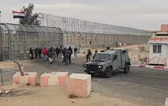 מעבר ניצנה חסום לשיירות האספקה והסיוע לחמאס