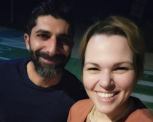 מזל טוב: הסופרת והמנחה הסרוגה התחתנה בגיל 39