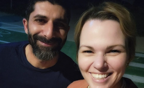 מזל טוב: הסופרת והמנחה הסרוגה התחתנה בגיל 39