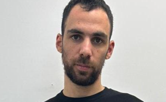 המשטרה חושפת ומזהירה: האדם הזה חשוד בעוקץ