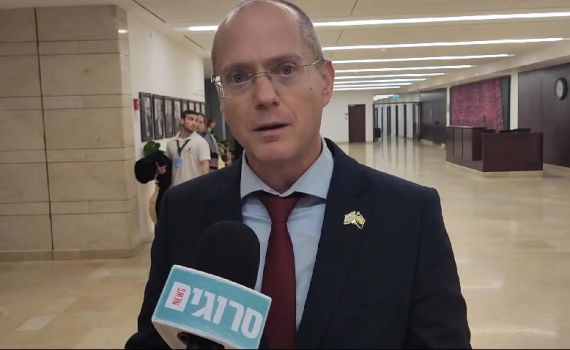 פורר לסרוגים: זו המפלגה שמונעת את הדחת כסיף