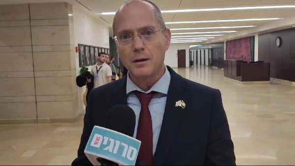 פורר לסרוגים: זו המפלגה שמונעת את הדחת כסיף