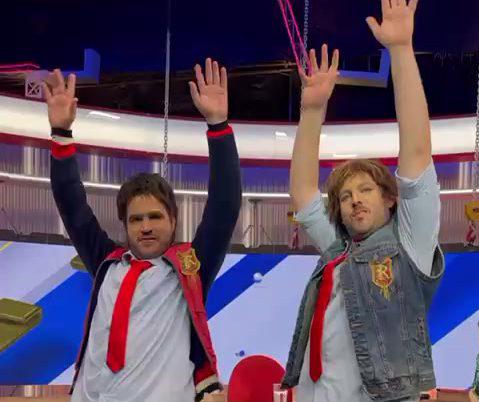 כוכבי הלהקה שמגיעה לישראל מקבלים חיקוי בארץ נהדרת