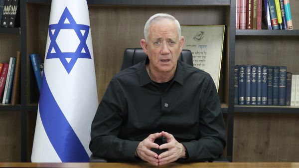 גנץ: "לתושבי הדרום הבחירה אם ומתי לחזור הביתה"