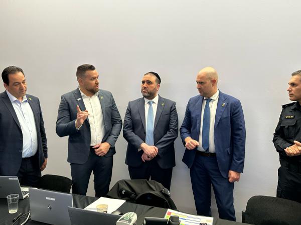 בחירות 2024: השרים הגיעו לגני התערוכה