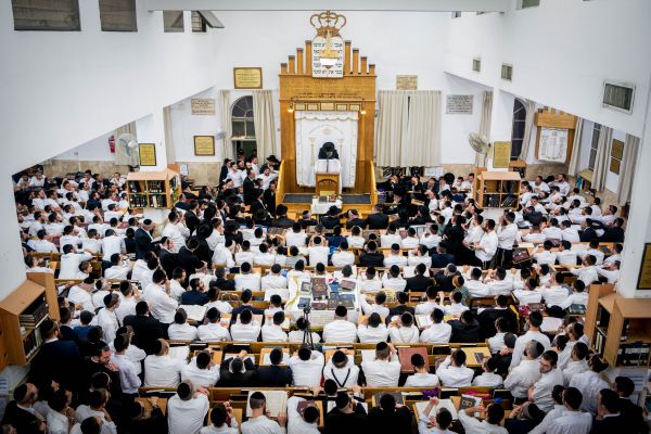 היועמ"שית מתריעה: יופסק מימון הישיבות החרדיות