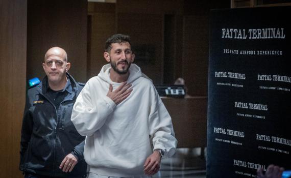 אחרי שנזרק: שגיב יחזקאל תובע את אנטליהספור