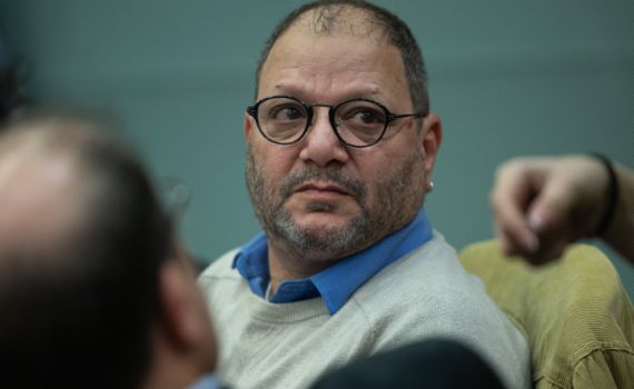 הח"כ הסרוג לשעבר מפתיע: מתנגד להדחת עופר כסיף