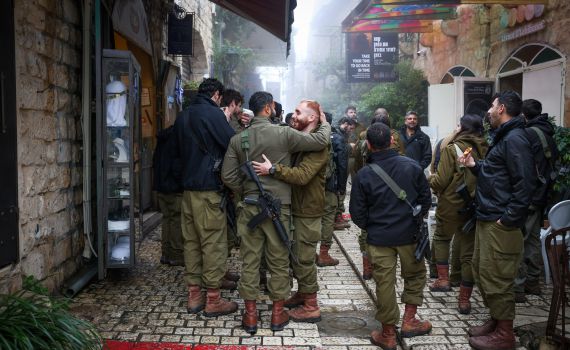 בושה: גנב ציוד שנתרם לחיילים ומכר באופן פרטי