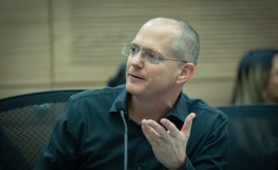 הח"כ ליועמ"שית הכנסת:  "לבטל את ההצבעות על התקציב"