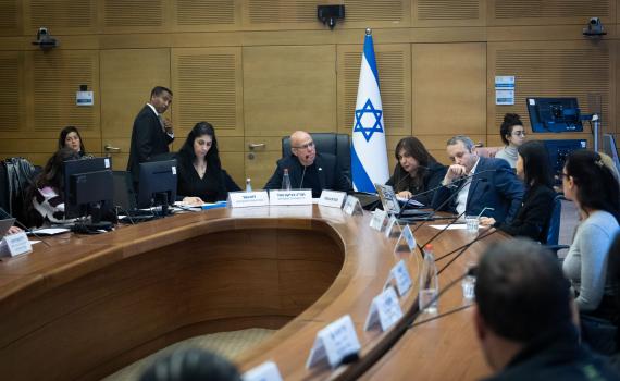 עבר בוועדה: רישיון לנשק גם 20 שנה אחרי השירות הצבאי