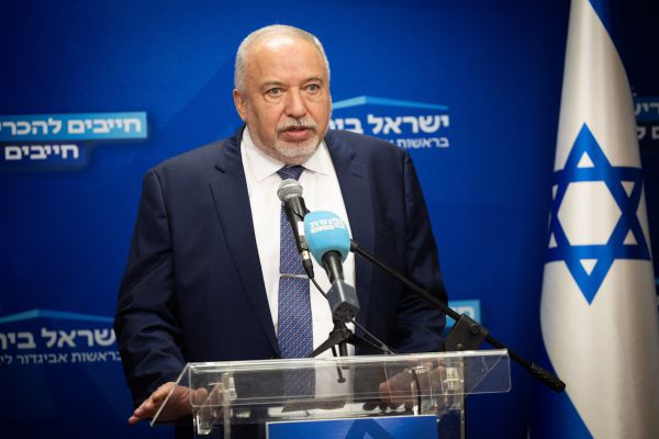 ליברמן: "הקונספציה הישנה ממשיכה לשלוט בממשלה"