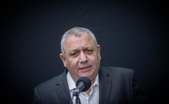 איזנקוט תוקף: "נתניהו נכשל בביטחון ובכלכלה"