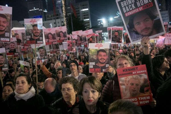 אחרי רונן צור: עזיבה נוספת במטה משפחות החטופים